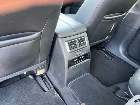 Certified 2024 MAZDA CX-90 Plug-In Hybrid w/ Premium Pkg image 10
