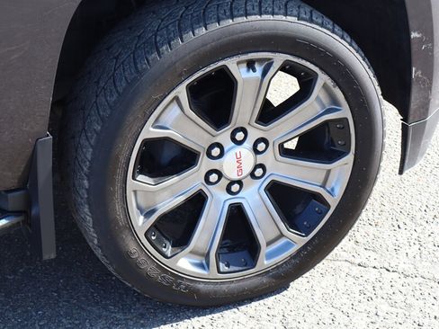 Used 2015 GMC Yukon Denali AWD/4WD image 3