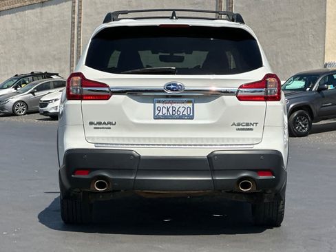 Used 2022 Subaru Ascent Limited w/ Technology Package image 8