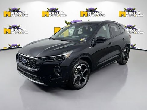 Used 2023 Ford Escape ST-Line Elite w/ Premium Technology Package image 1
