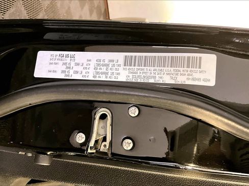 Used 2019 RAM 2500 Limited image 34