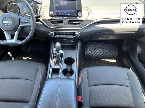 Certified 2025 Nissan Altima 2.5 SV FWD image 13