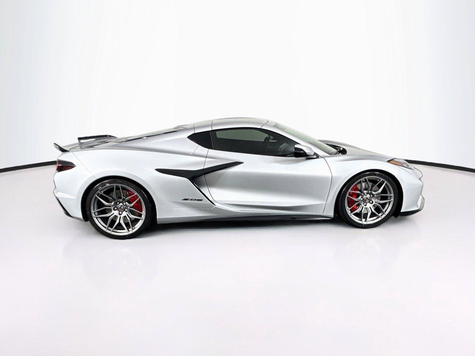 Used 2026 Chevrolet Corvette Z06 RWD image 10