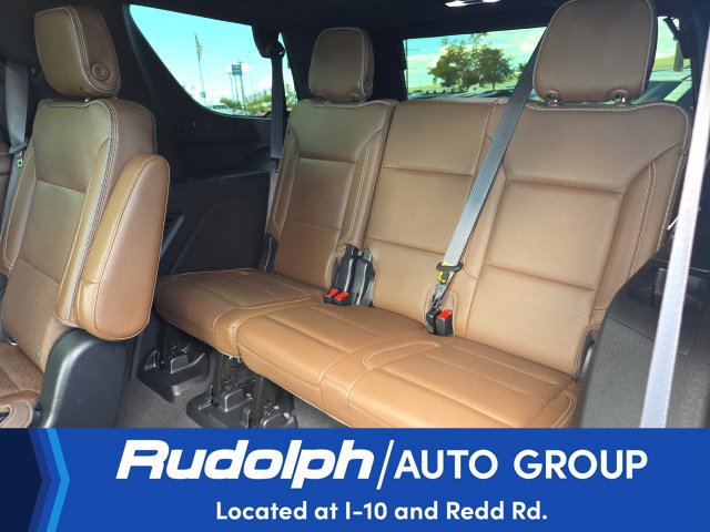 Used 2021 Chevrolet Tahoe High Country w/ Premium Package AWD/4WD image 22