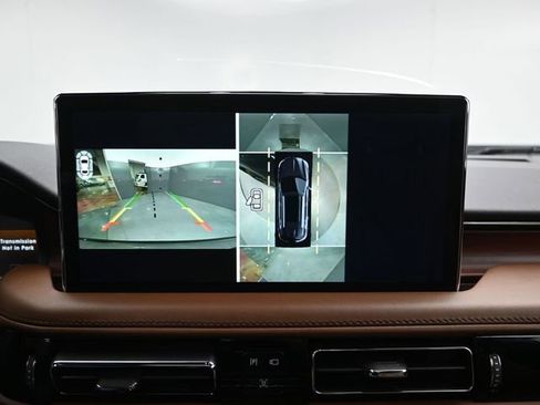 Certified 2023 Lincoln Nautilus Reserve w/ Equipment Group 201A image 12