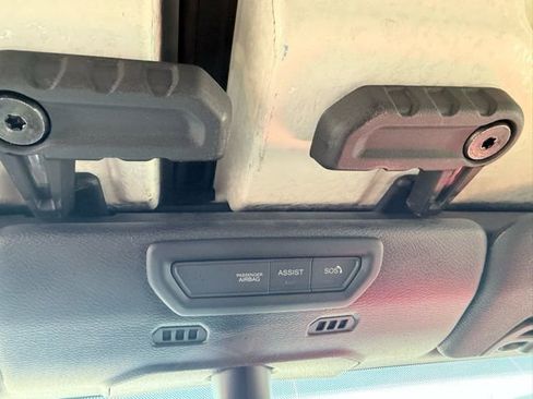 Used 2021 Jeep Wrangler Unlimited Rubicon image 18