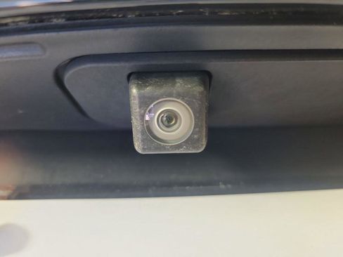 Used 2015 Toyota Corolla LE image 7