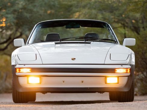 Used 1989 Porsche 911 Turbo image 8