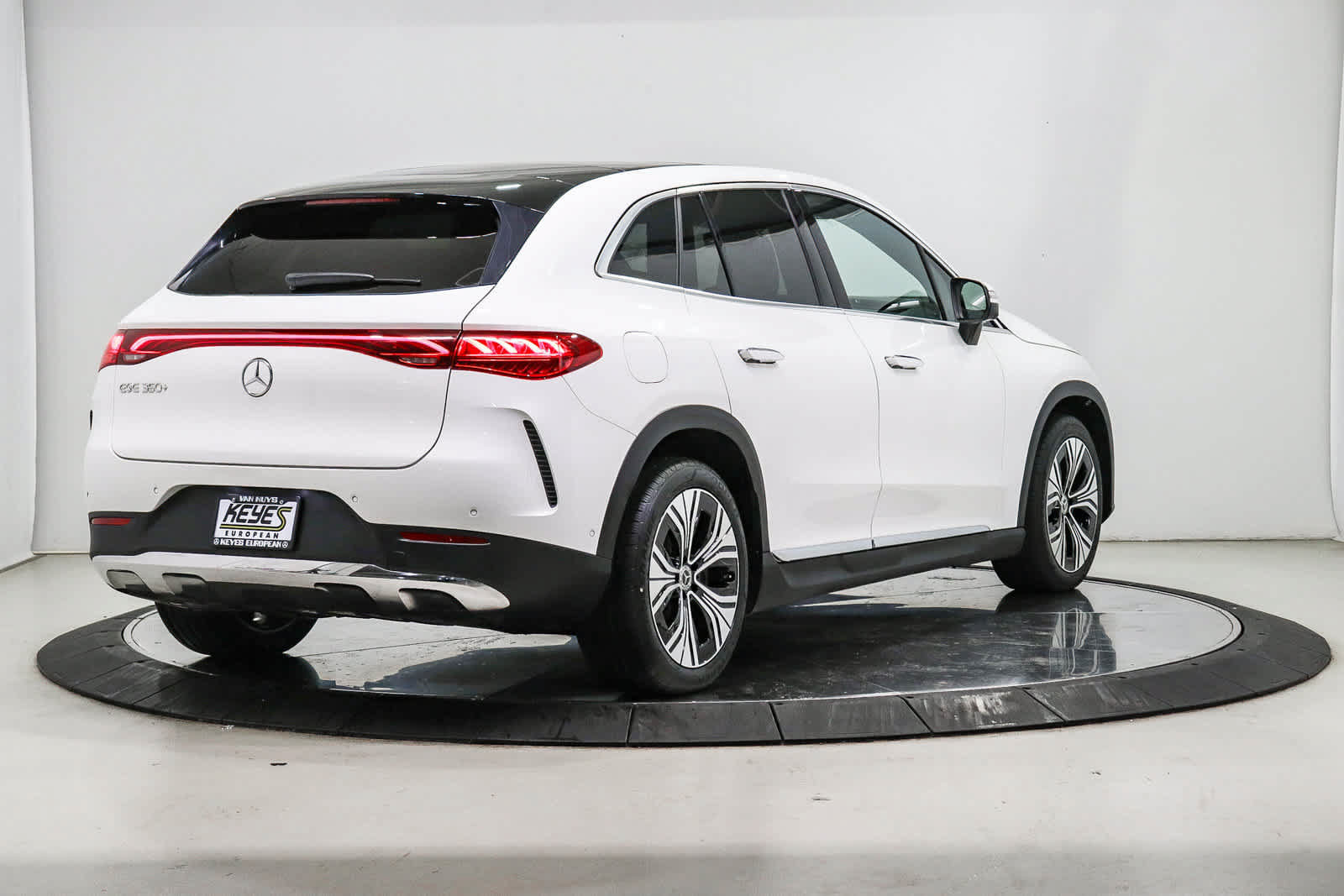 Certified 2024 Mercedes-Benz EQE 350+ SUV image 4