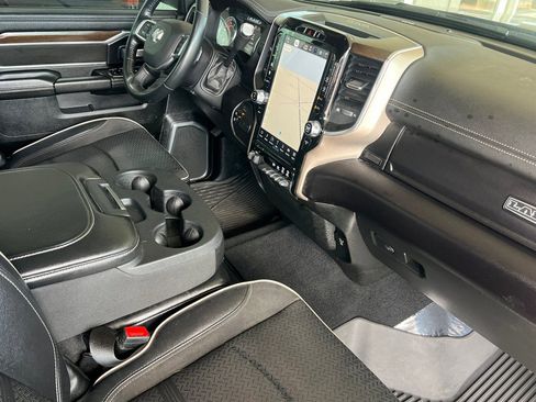 Used 2022 RAM 3500 Laramie AWD/4WD image 15