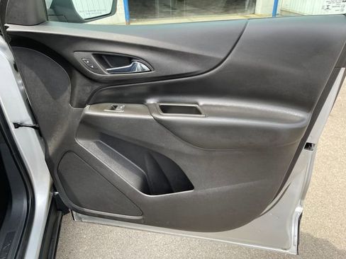 Used 2020 Chevrolet Equinox LT AWD/4WD image 38