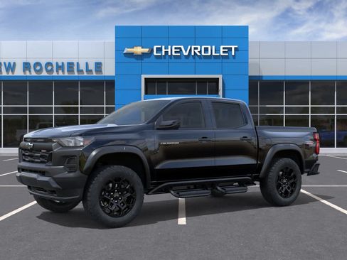 New 2026 Chevrolet Colorado Trail Boss AWD/4WD image 2