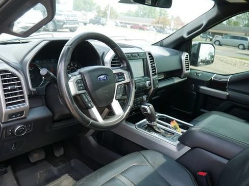 Used 2017 Ford F150 Platinum w/ Equipment Group 701A Luxury AWD/4WD image 17