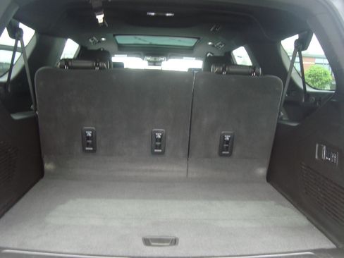 Certified 2025 GMC Yukon XL Elevation w/ Elevation Premium Package AWD/4WD image 26