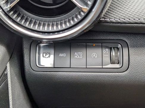 New 2026 Chevrolet Equinox LT w/ Convenience Package II AWD/4WD image 24