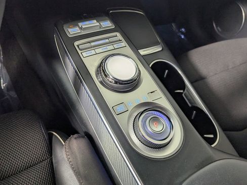 Used 2023 Genesis GV70 2.5T w/ Sport Prestige Package image 20