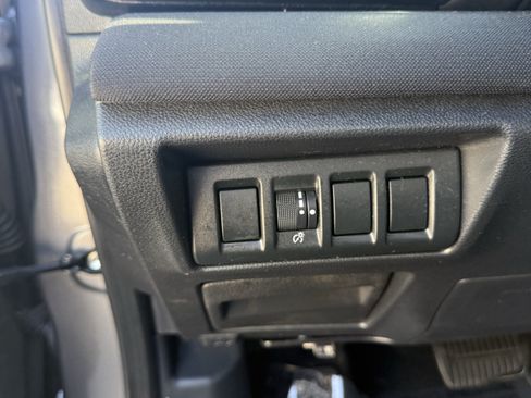Used 2020 Subaru Outback AWD/4WD image 17
