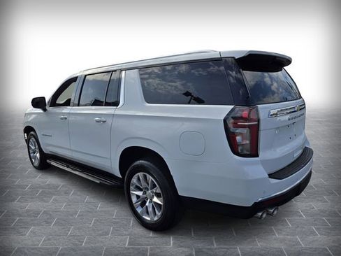 Used 2023 Chevrolet Suburban Premier AWD/4WD image 6
