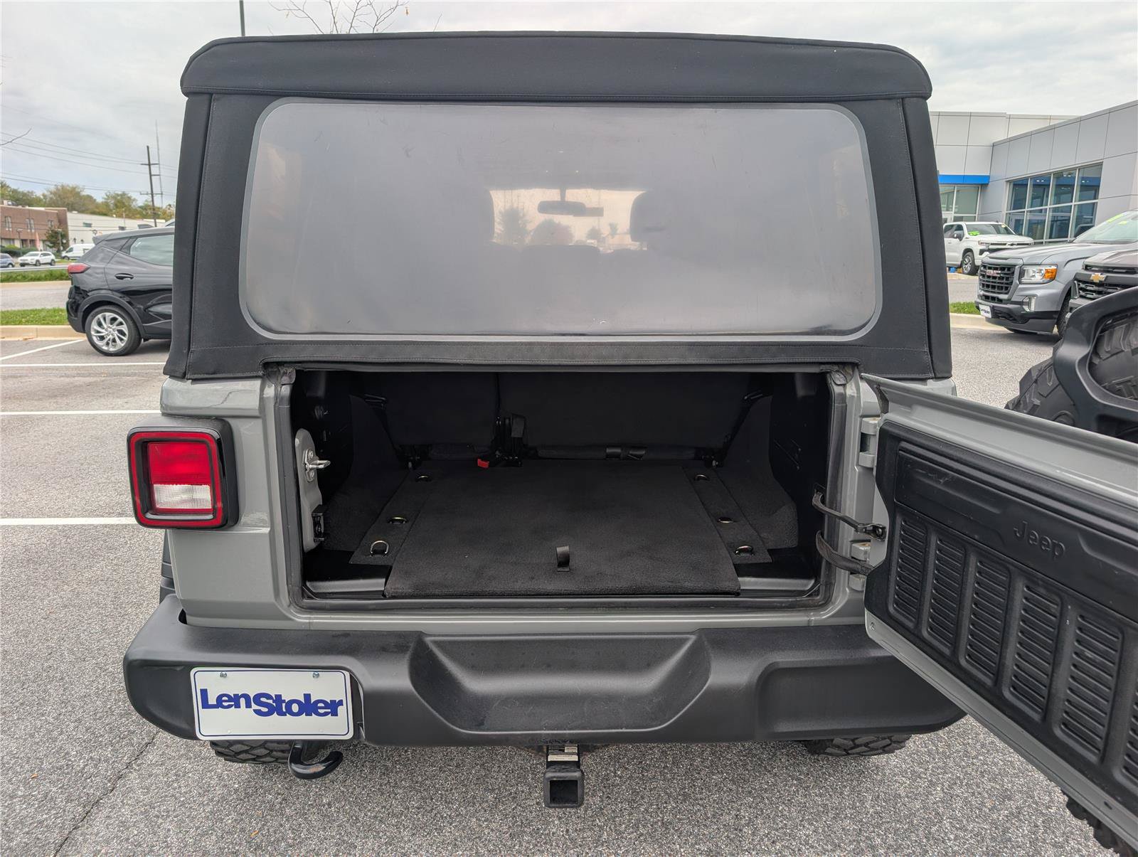 Used 2021 Jeep Wrangler Unlimited Sport AWD/4WD image 13