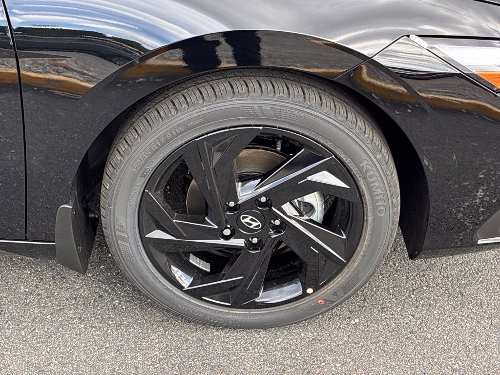 New 2026 Hyundai Elantra SEL Sport FWD image 44