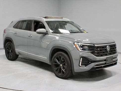 Used 2024 Volkswagen Atlas Cross Sport SEL Premium R-Line AWD/4WD image 1