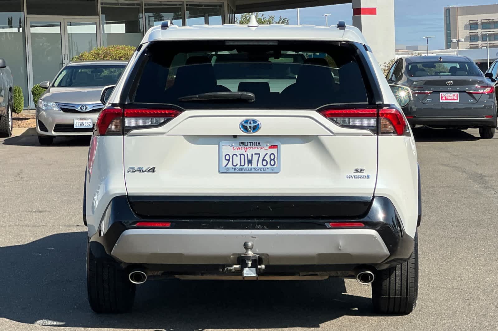 Used 2022 Toyota RAV4 SE w/ Convenience Package AWD/4WD image 8