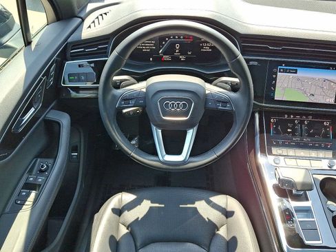 Used 2023 Audi Q7 3.0T Premium Plus w/ Premium Plus Package AWD/4WD image 27