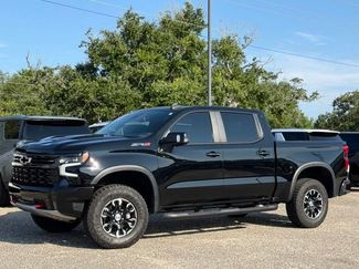 Used 2023 Chevrolet Silverado 1500 ZR2 AWD/4WD video 1