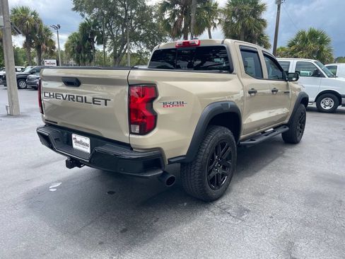 Used 2024 Chevrolet Colorado Trail Boss w/ Advanced Trailering Package AWD/4WD image 5
