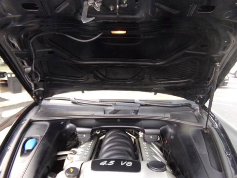 Used 2005 Porsche Cayenne S image 50