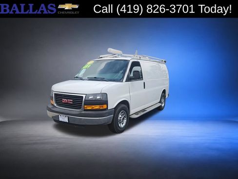 Used 2015 GMC Savana 2500 RWD image 4