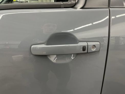New 2026 Nissan Frontier SV AWD/4WD image 14