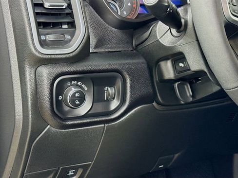 Used 2025 RAM 2500 Big Horn image 10