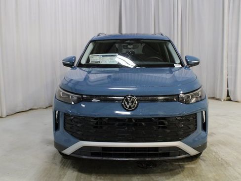 New 2026 Volkswagen Tiguan SE image 37