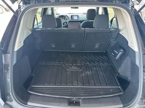 Used 2023 Nissan Rogue S AWD/4WD image 24