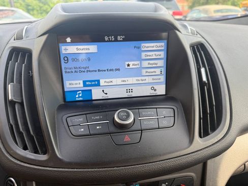 Used 2019 Ford Escape SEL AWD/4WD image 19