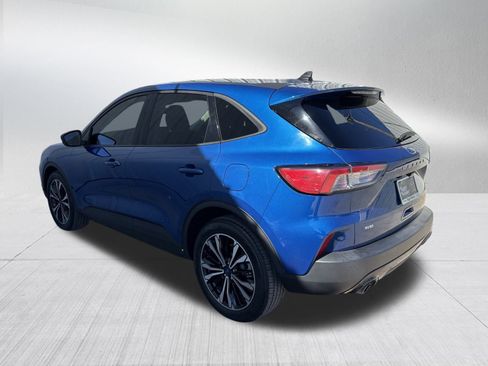 Used 2022 Ford Escape SE w/ SE Sport Appearance Package image 8