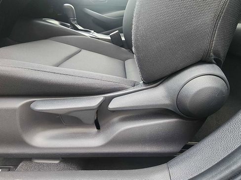 Used 2023 Toyota Corolla LE image 13