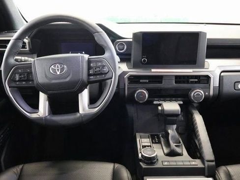 New 2025 Toyota 4Runner SR5 image 12