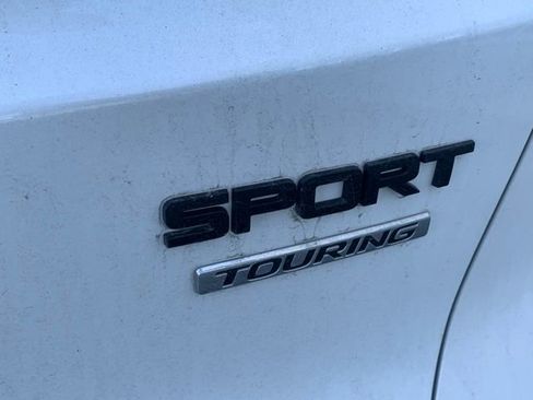 Used 2024 Honda CR-V Sport Touring image 5