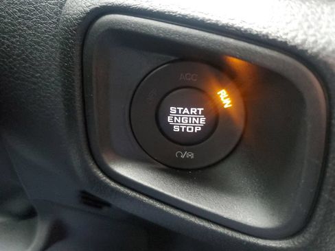 Used 2026 Jeep Gladiator Sport AWD/4WD image 24