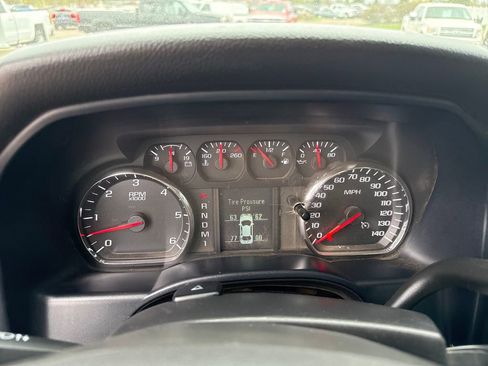 Used 2016 Chevrolet Silverado 2500 W/T AWD/4WD image 17