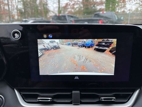 Used 2025 Chevrolet Equinox LT image 19