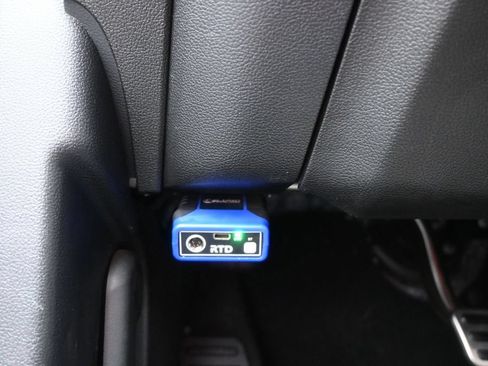 Used 2020 Ford Mustang Shelby GT500 w/ Technology Package RWD image 24