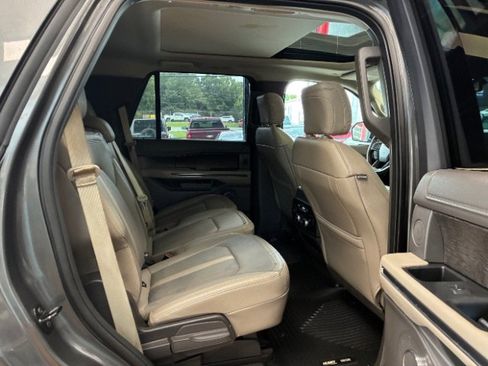 Used 2019 Ford Expedition Limited w/ Equipment Group 302A image 26