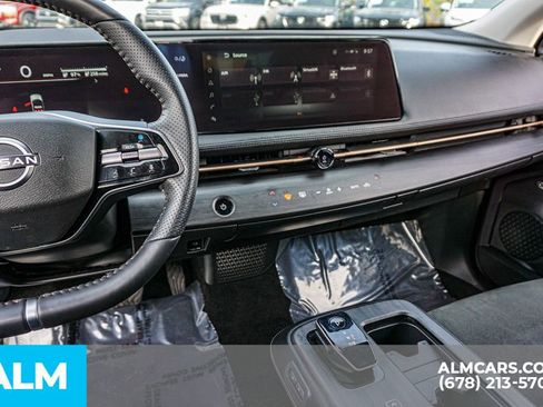 Used 2023 Nissan Ariya FWD image 32
