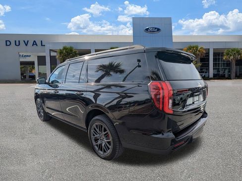 Used 2025 Ford Expedition Max Platinum w/ Stealth Performance Package image 6