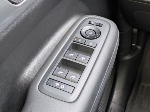 Used 2025 Hyundai Santa Fe Limited image 32