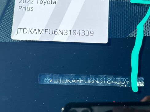 Used 2022 Toyota Prius LE image 23
