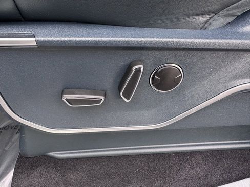 Used 2023 Ford F150 Limited image 28